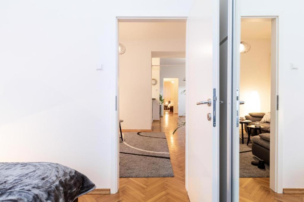 Lea And Maks'S City Apartment Urban Stay 자그레브 외부 사진